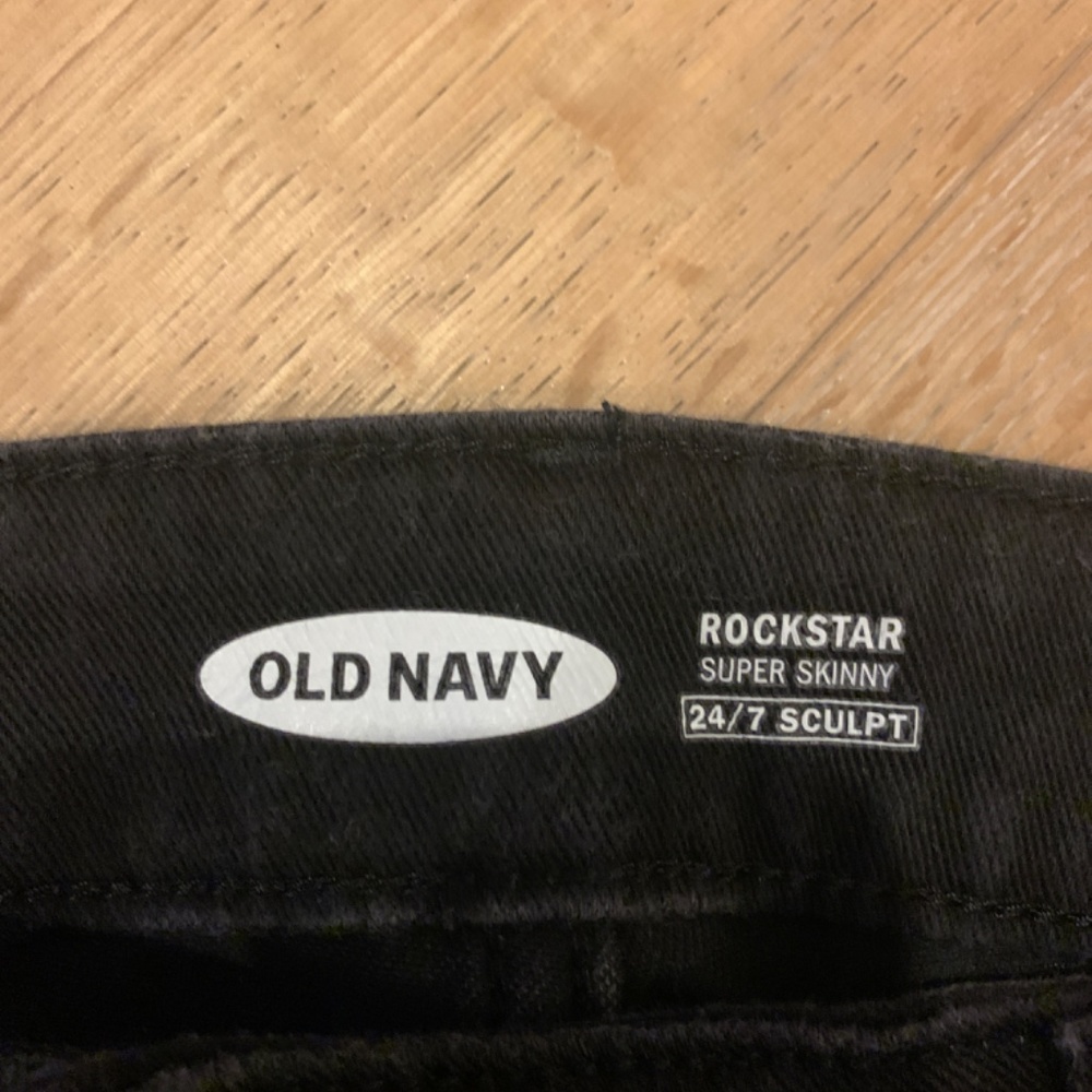 Old navy rock star jeans - Picture 2 of 3